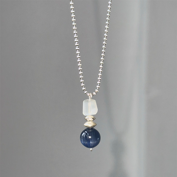 Aquamarine Pendant Necklace | Guardian Stone for Serenity and Communication