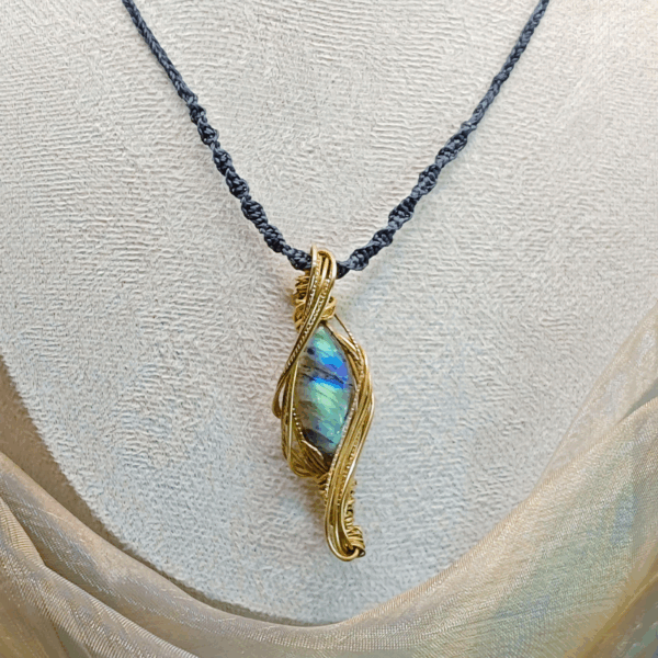 Dreamseer Pendant — Labradorite Brass Necklace — Eye of the Dream