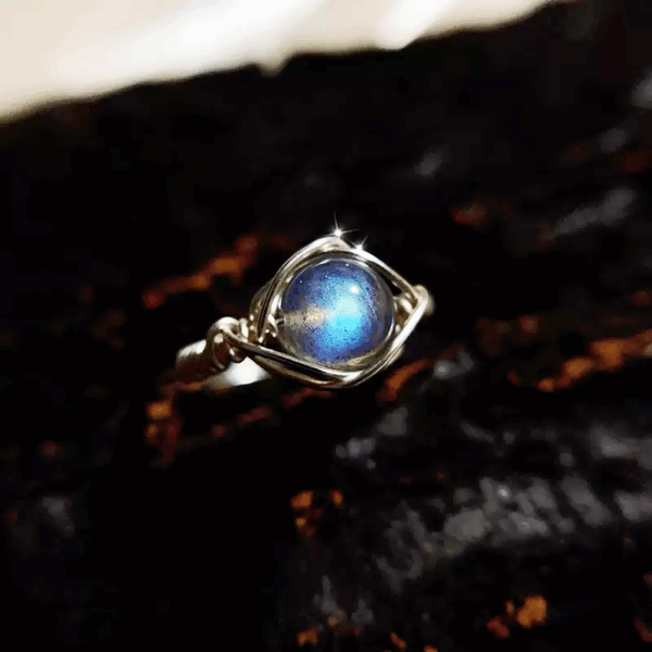 Star Mirror Ring — Grey Labradorite Sterling Ring — Halo of Illusion