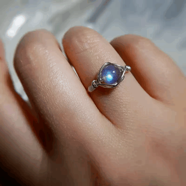 Star Mirror Ring — Grey Labradorite Sterling Ring — Halo of Illusion