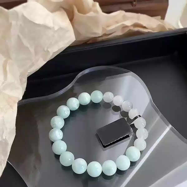 Elegant Amazonite Beaded Bracelet – A Tranquil Touch of Green for Everyday Wear