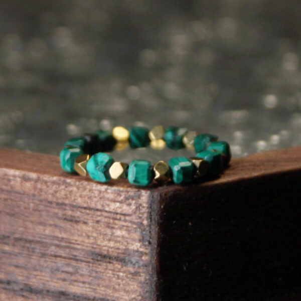 Faceted Malachite and Gold Beaded Ring——Natural Healing Stone