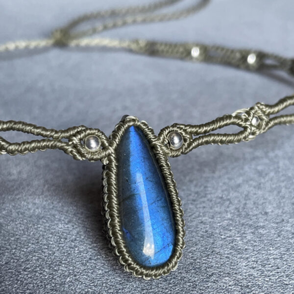 Mystic Drop of Light——Vintage Labradorite Teardrop Necklace