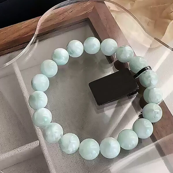 Elegant Amazonite Beaded Bracelet – A Tranquil Touch of Green for Everyday Wear