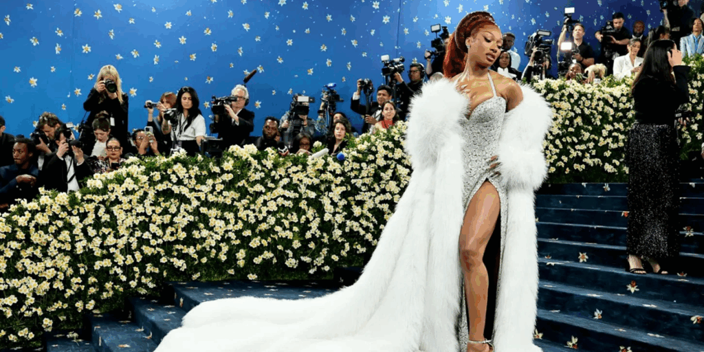 Crystals in Fashion: How They Lit Up the 2025 Met Gala “Tailored for You” with Power, Glam, and Meaning 2 微信图片 20250508153855